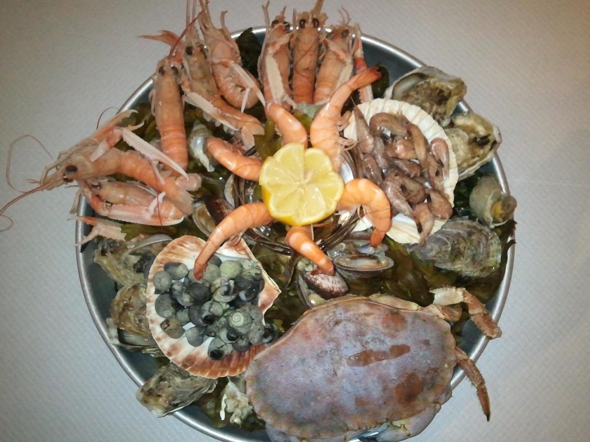 Ecume De Mer Hotel ทรีเบอร์ดัน ภายนอก รูปภาพ